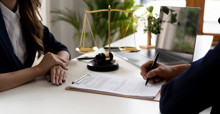 The 5 best services for contract law in Ulm – protecting agreements against later misunderstandings